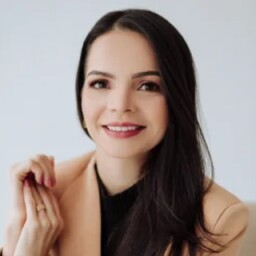 Adriany Fiuza