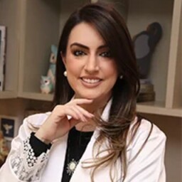 Raquel Siqueira Leonel de Paula Bastos