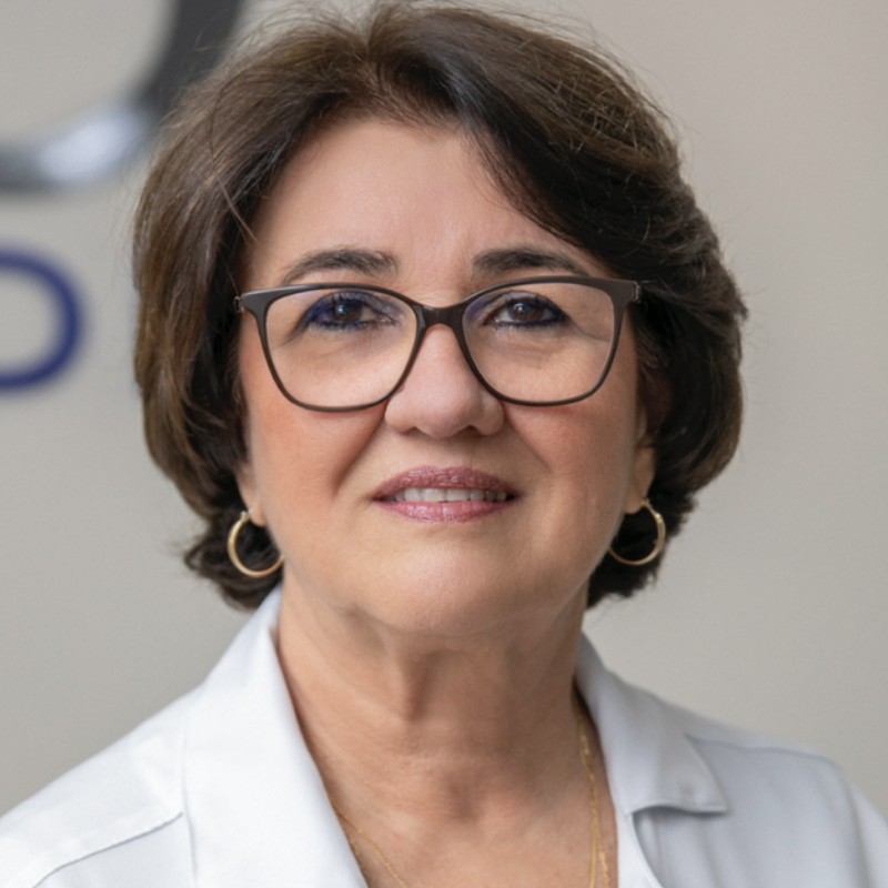 Liana Araújo de Queiroz