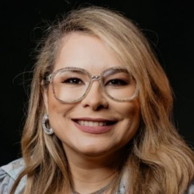 Dra Kezia Magna Fernandes de Paula