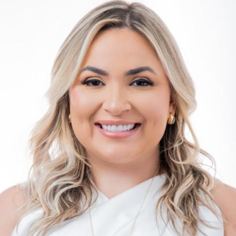 Flávia Helena Soares de Oliveira