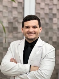 Yago Ferreira Ferro Bezerra e Urzeda